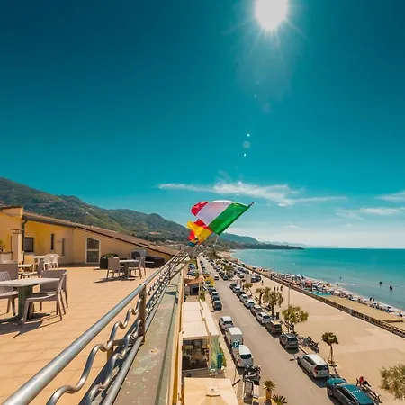 Riva Del Sole Отель 4*