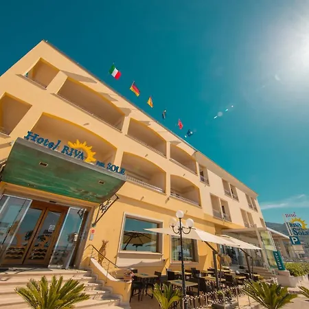 Hotel Riva Del Sole