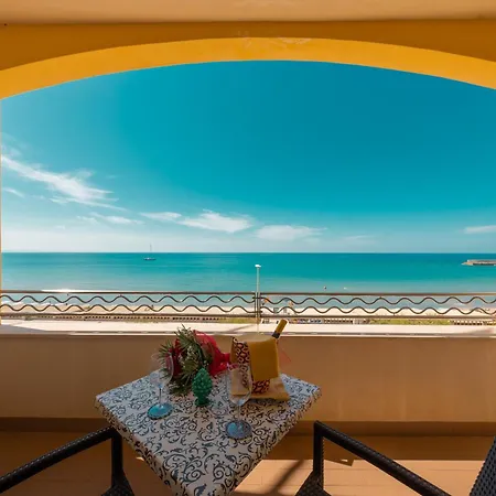 Готель Riva Del Sole