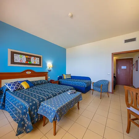 Отель Riva Del Sole Чефалу