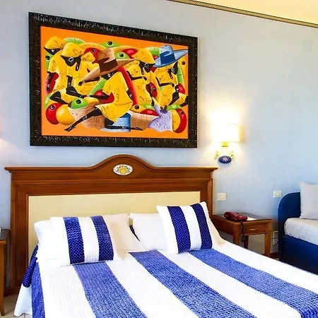 Riva Del Sole Отель 4*