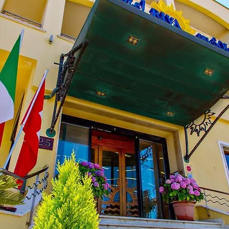 Riva Del Sole Отель 4*