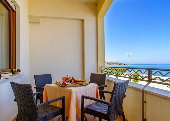 Готель Riva Del Sole 4*