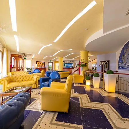 Riva Del Sole Hotel