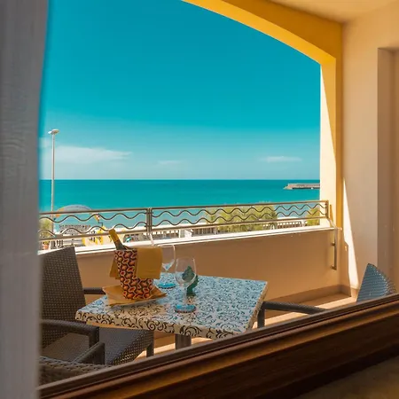 Szálloda Riva Del Sole 4*