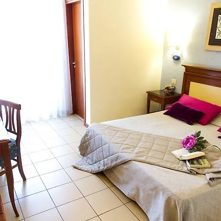 Hotell Riva Del Sole