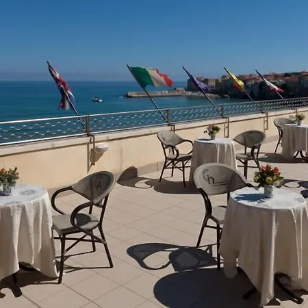 Riva Del Sole Szálloda Cefalù