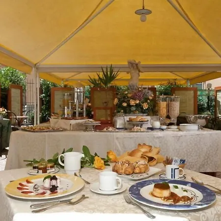 Riva Del Sole 4*