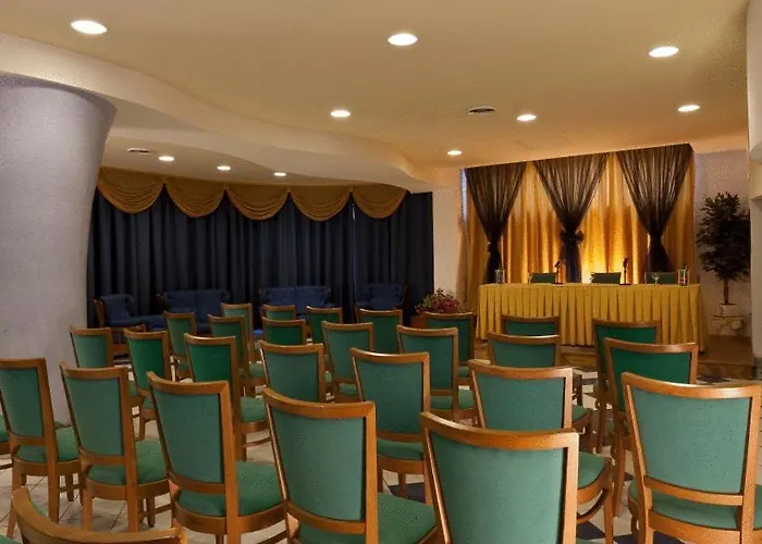 Riva Del Sole تْشيفالو