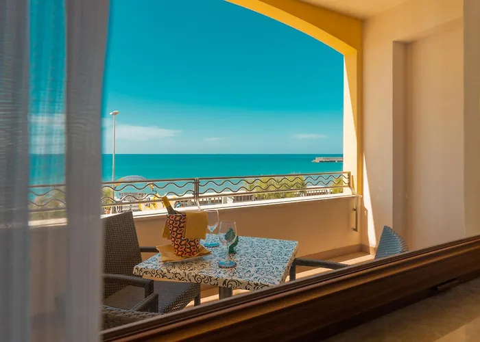 فندق Riva Del Sole 4*