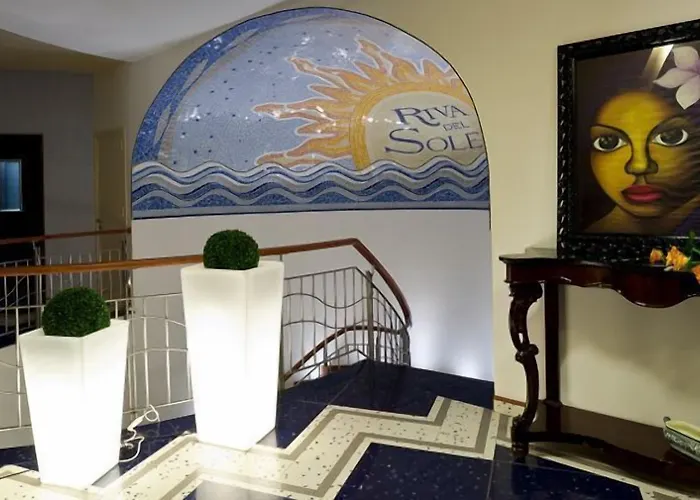 Riva Del Sole تْشيفالو