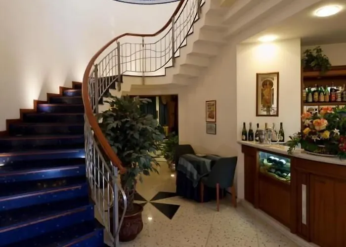 Riva Del Sole 4* تْشيفالو