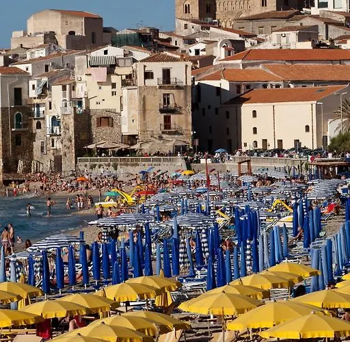 Riva Del Sole تْشيفالو